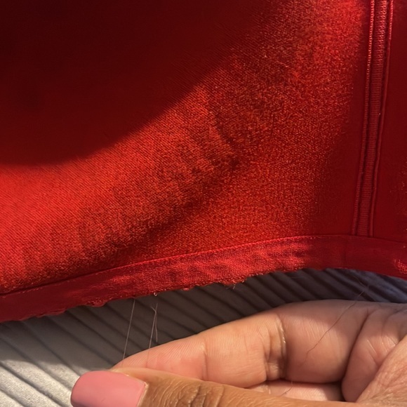 Bundle of VS Wireless Bra - Picture 4 of 6